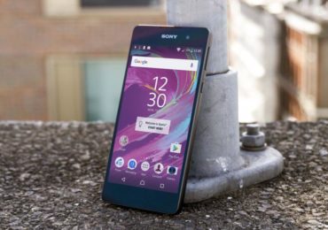Download and Install Lineage OS 15 on Sony Xperia E5 | Android 8.0 Oreo