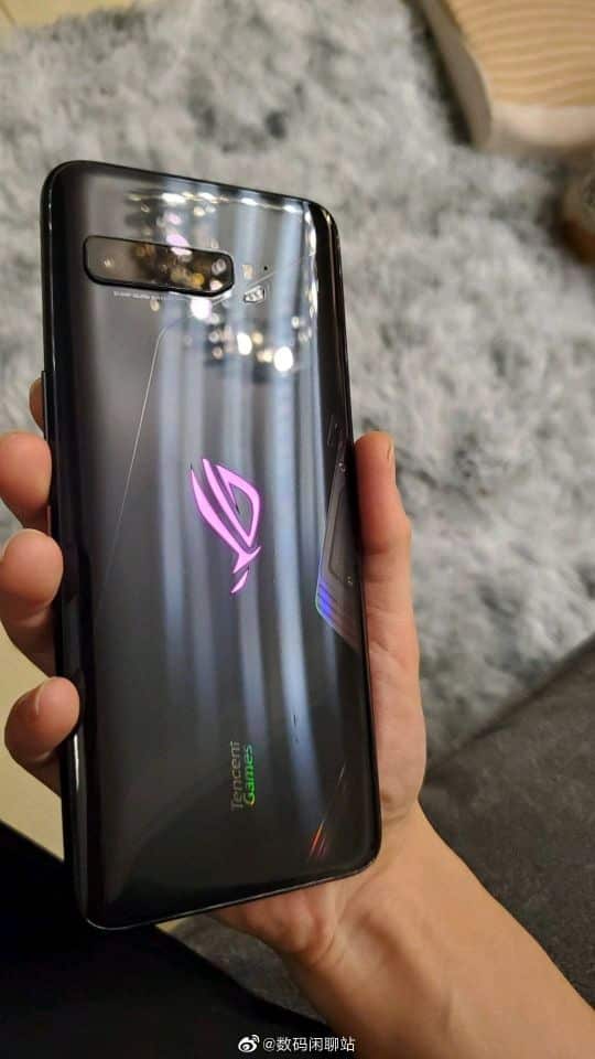 Tipster leaked Asus ROG Phone 3 hands on image